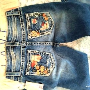 Miss Me Girls skinny jeans. Sz. 10. $35